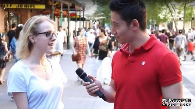 当老外第一次来中国时会是什么感受?外国网友:中国的高铁太棒了