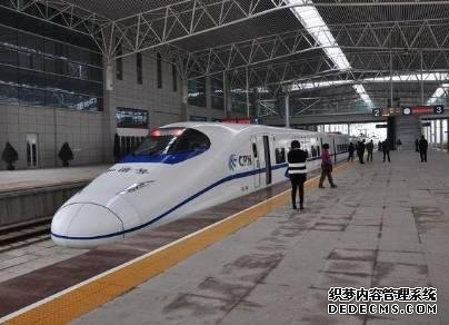 外国网友热议中国高铁体验