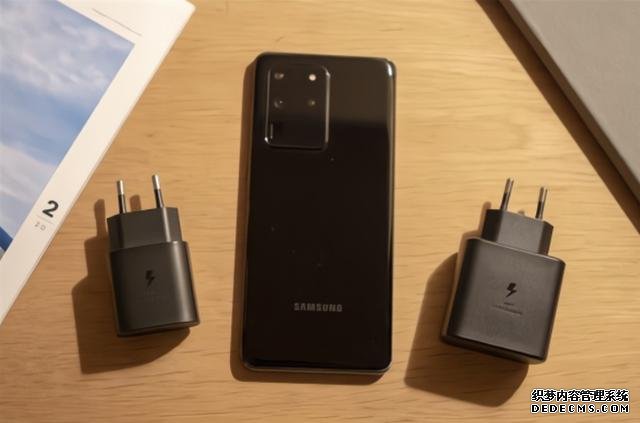 满血版25W快充,三星Galaxy S20 Ultra在59分钟即可充满