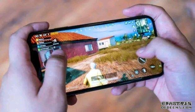 直降5000块!忍不住入手了公认最不值的iPhone,体验如何?