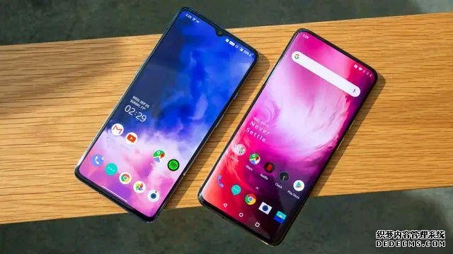 小米高层透露实情,真全面屏很难做到,网友开始期待iPhone 12