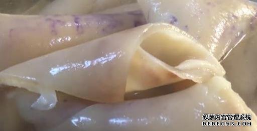 猪皮别再做猪皮冻了,教你新吃法,1瓶啤酒搞定,好吃好看又好做