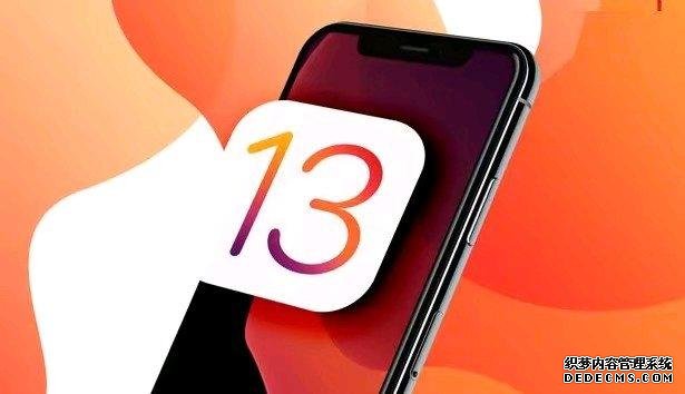 iPhone最新iOS14有着同安卓一样美观桌面,对此11用户是否更期待