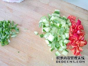 杂蔬肉末炒粉丝最好吃的做法,脆爽Q弹不粘锅,色香味俱全