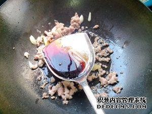 杂蔬肉末炒粉丝最好吃的做法,脆爽Q弹不粘锅,色香味俱全