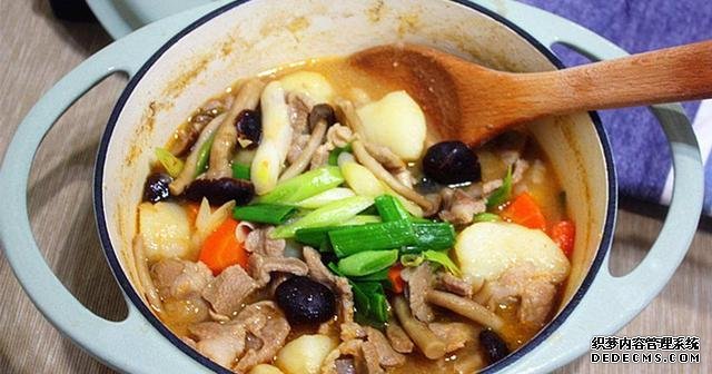 学会这样做梨子炖肉,真是太香了,美味解馋超好吃,上桌就扫光