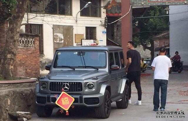 看看易建联的5辆座驾,有懂车的人吗,觉得哪辆车更适合他呢?