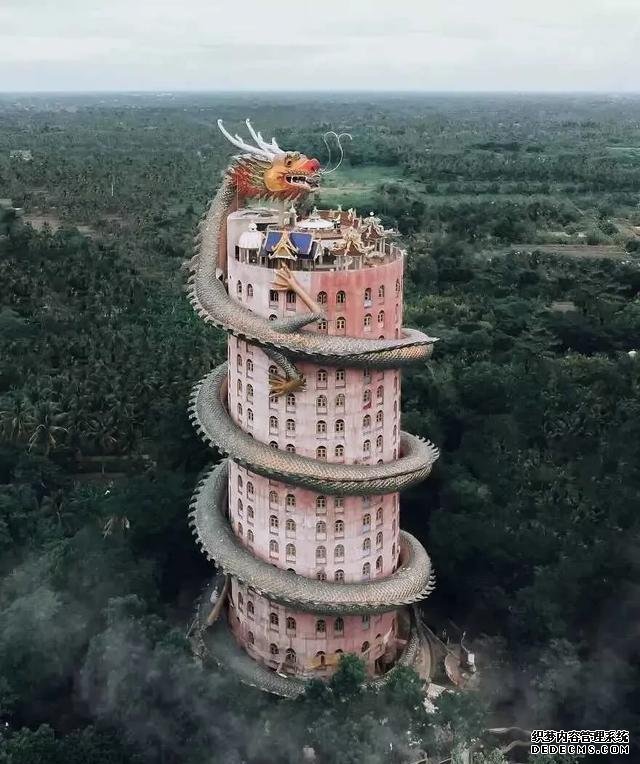 亚洲建造最疯狂的7座寺庙,网友:天才的构思和疯子的大胆