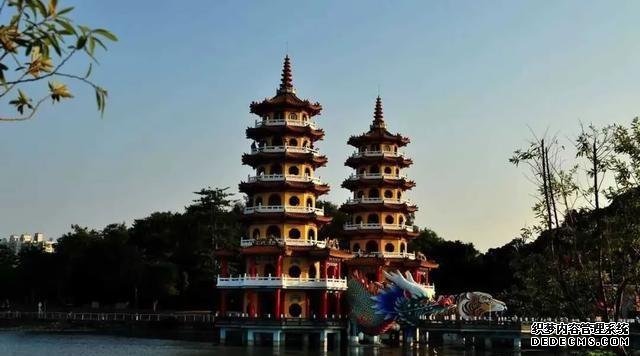 亚洲建造最疯狂的7座寺庙,网友:天才的构思和疯子的大胆