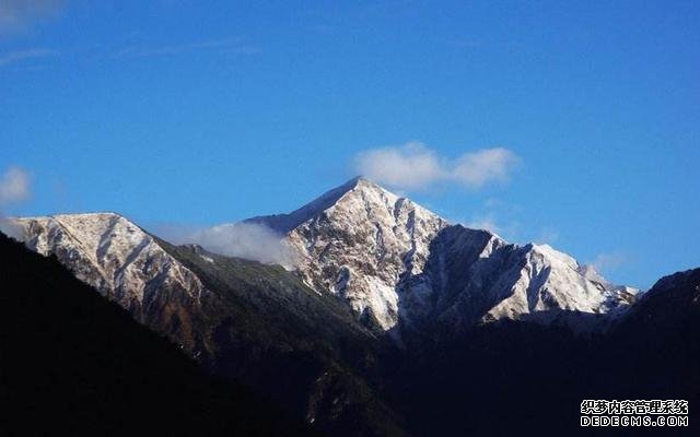 最适合穷游的景区,山美水美城市更美,今已成知名网红打卡地