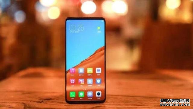 从3699跌至1999,骁龙845+8GB+双面屏,网友评论很中肯