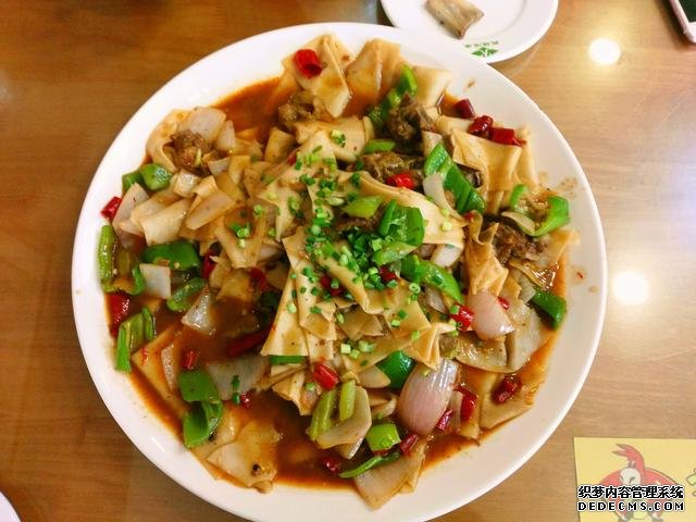 千里之行,始于“嘴”下--我在旅途中吃过的好吃的盘点