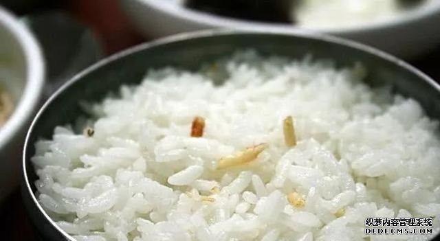同样都是吃米饭,中日韩三国竟然差别这么大?日本吃法最讲究