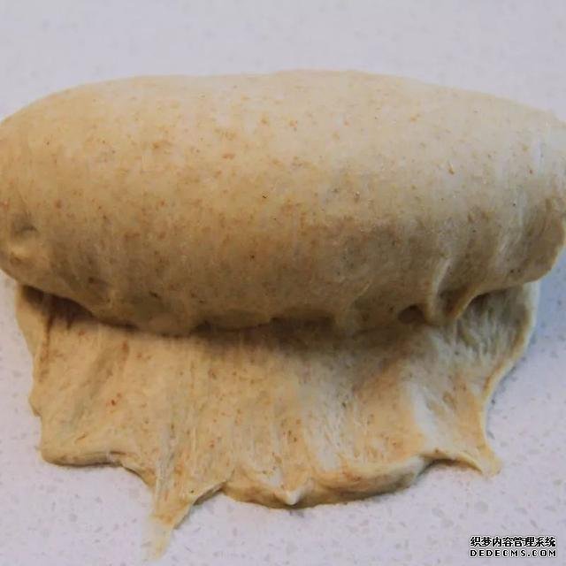 减脂神器中的战斗机--全麦面包