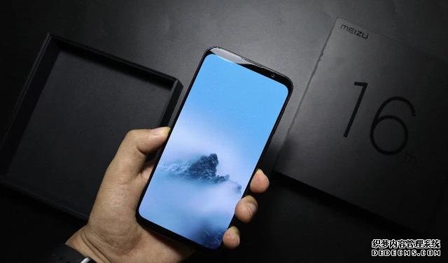 别瞧不上千元机,这四款“好评如潮”,你在用吗?
