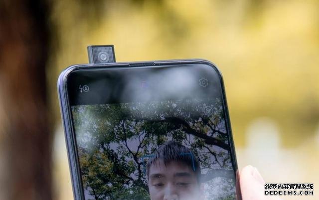 5G没普及就别乱买,这几部千元机过渡正刚好,捡漏还能用三年?