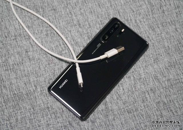 华为原装Type-C数据线评测:开启超级快充,少不了这根线
