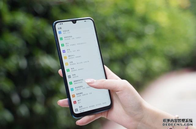 仅售1099元,6+64GB+屏下光学指纹,入手华为这款千元机值了