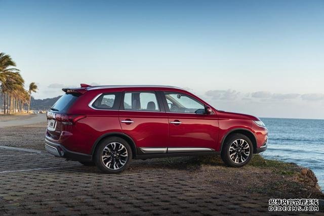 户外出游谁更强,欧蓝德、RAV4荣放全面PK