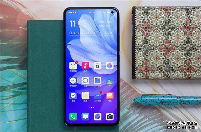 vivo这几款屏占比很高的手机,颜值也不错