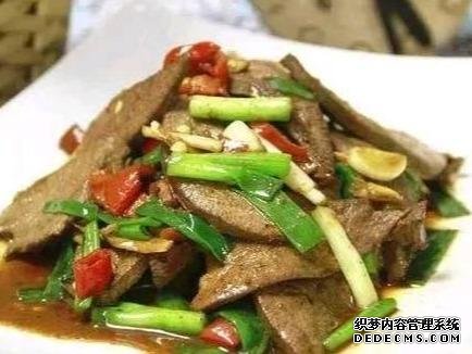 香菜爆猪肝,剁椒梅鲚鱼干,蕃茄鱼片这几道家常菜的做法