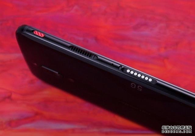 浅谈红魔5G产品力,实力不俗精准距狙击