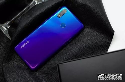 Realme X性价比颜值都很高,适合学生党入手