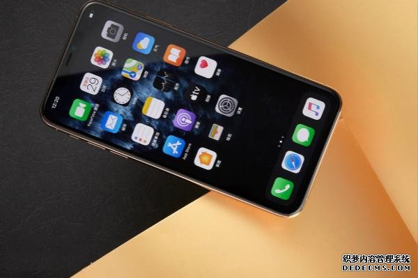 苹果顶级旗舰跌价1000!A13+后置三摄,还是能买三部小米10