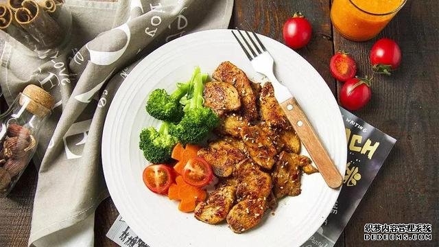 鸡胸肉也可以做减肥餐?好吃不怕胖,赶紧学起来