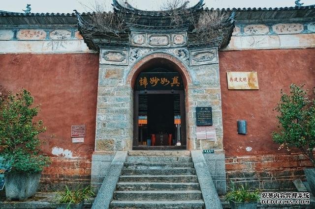 灵隐红尘,静默芳华,隐匿大理苍山深处的幽深古刹