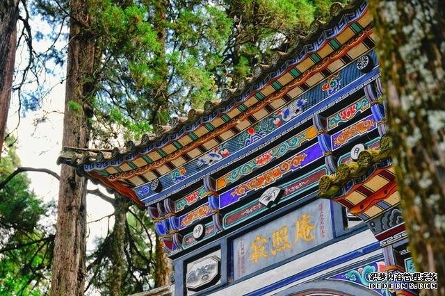 灵隐红尘,静默芳华,隐匿大理苍山深处的幽深古刹