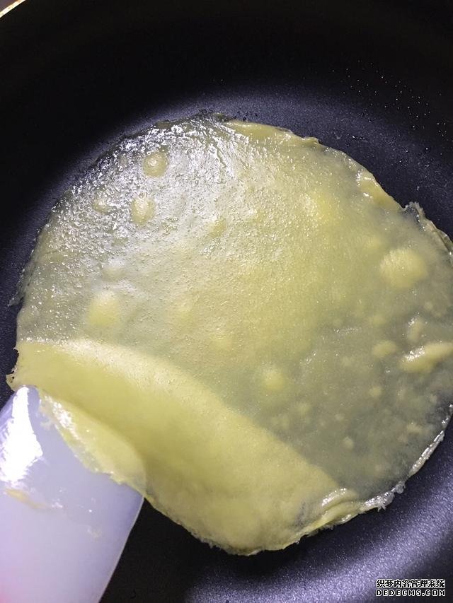 清爽的芒果千层蛋糕,吃了还想吃,再也不用买,一个平底锅搞定。