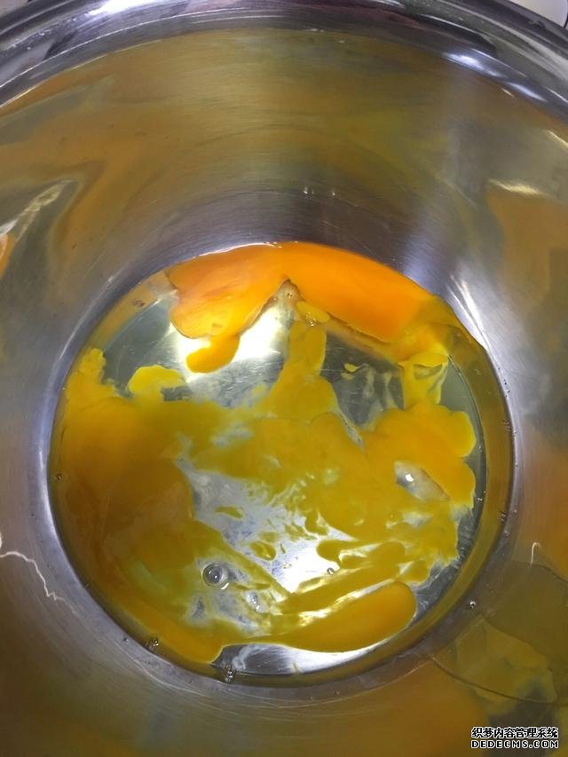 清爽的芒果千层蛋糕,吃了还想吃,再也不用买,一个平底锅搞定。