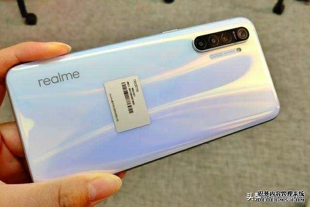 realme x2ʼ֣۸300Ԫ򵽾׬