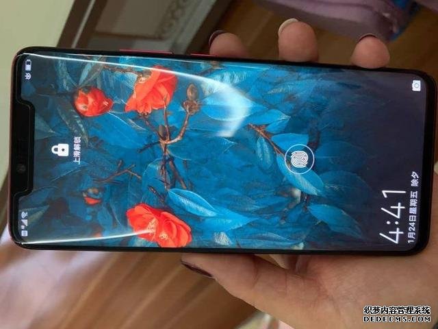 华为4G大降2630元,麒麟980+徕卡三摄,网友:心动了