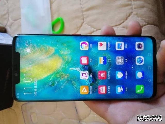 华为4G大降2630元,麒麟980+徕卡三摄,网友:心动了