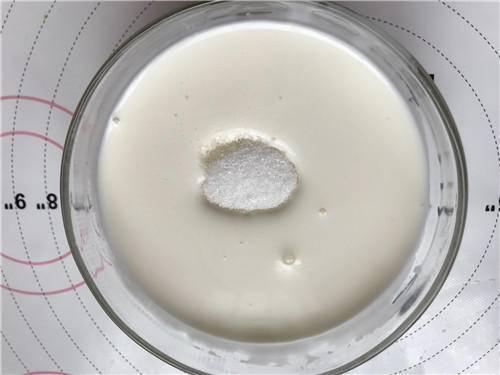 奶香味十足,好吃不腻,买瓶牛奶就能做,手残党也能学会