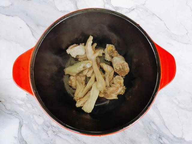 天麻炖鸡这样煲,我能喝三碗!