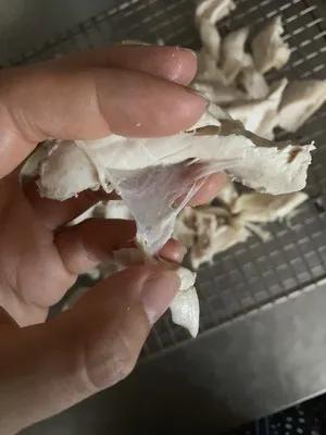在家里也能做鸡肉松,入口即化,蓬松绵软,鸡肉松还可以装饰面包