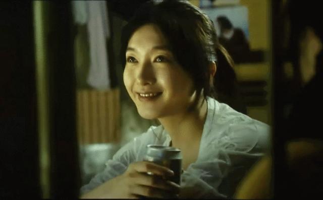 怎么捧都不红?女星江疏影深夜自卑倾诉,被曝拍戏每天喝二两白酒