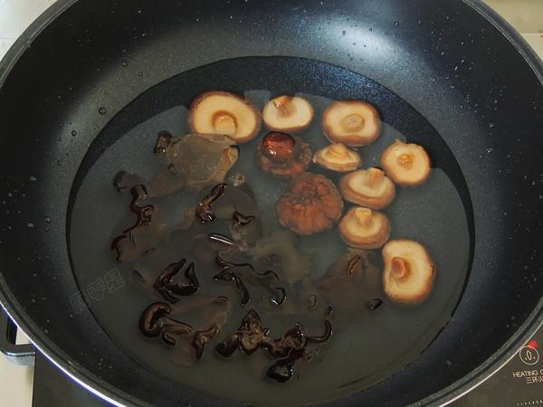 春天常吃饺子,不吃猪肉改吃素,这样配菜最适合,营养丰富