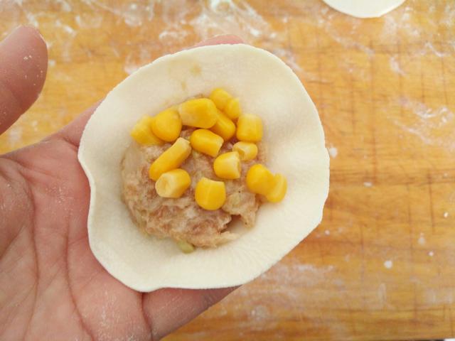 这馅饺子很少有人做,比虾仁便宜,比韭菜鲜美,一人两碗不过瘾