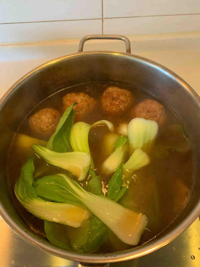 做丸子总是散开?馅里加点它,小白也找到,家人朋友都爱吃