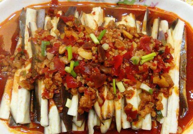 茄子夏天换个做法,不炸不炒,少油少盐,清淡更健康