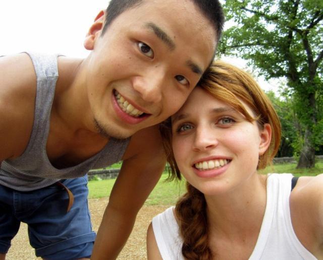 生活在黑龙江的俄罗斯人为何以女性居多?她们做啥工作养活自己?