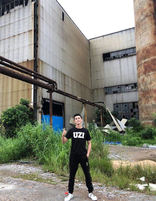 Uzi这么火?退役声明阅读量17.4亿,数10名明星送上祝福