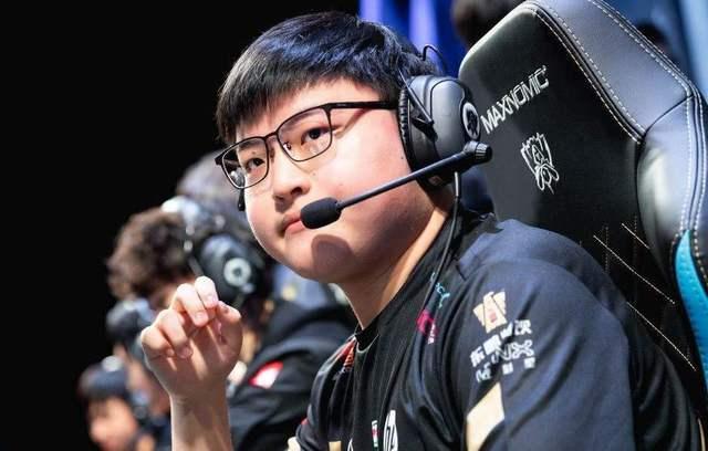 Uzi这么火?退役声明阅读量17.4亿,数10名明星送上祝福