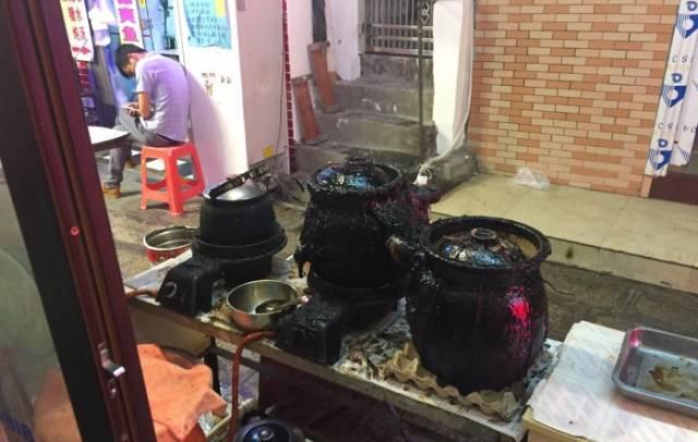 北方人眼中的黑暗料理却是广东人的最爱,没错,它就是的猪脚姜