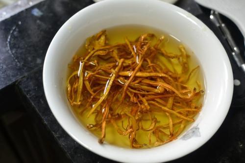 煲鸡汤,先焯水可就错了!掌握这“6招”,鸡汤鲜美鸡肉嫩滑