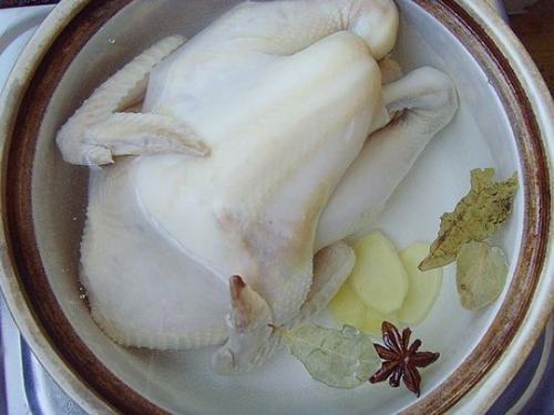煲鸡汤,先焯水可就错了!掌握这“6招”,鸡汤鲜美鸡肉嫩滑